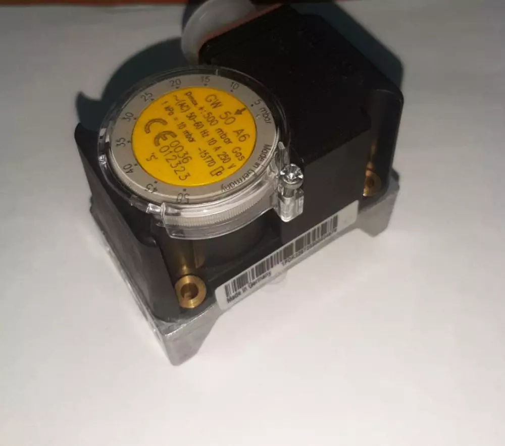 Датчик реле давления  газа